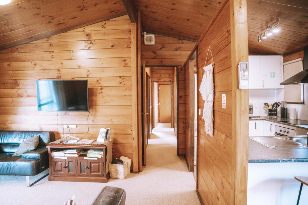Comfortable Cosy Retreat ロトルア エクステリア 写真