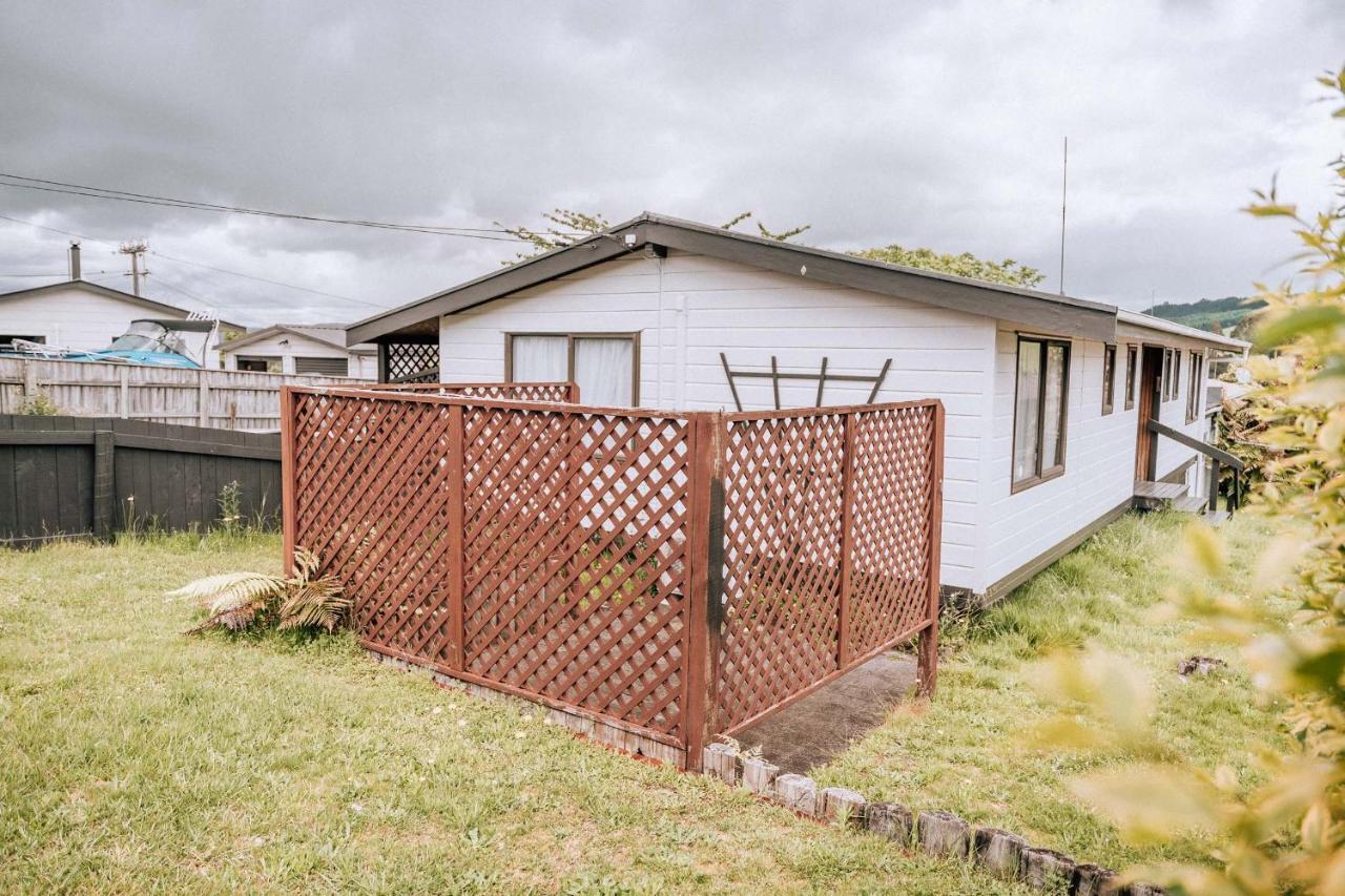Comfortable Cosy Retreat ロトルア エクステリア 写真